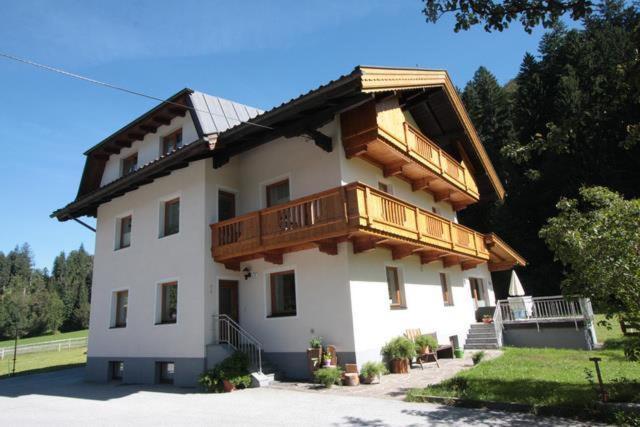 Gaestehaus Hauser Hainzenberg Extérieur photo